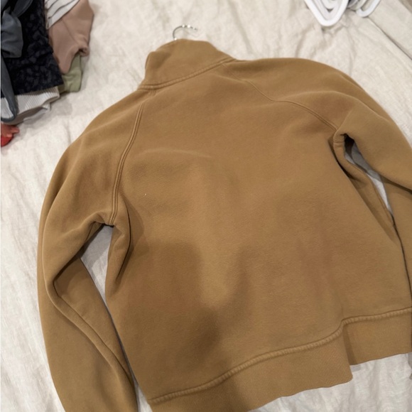 Vuori Women's Restore Half Zip Hoodie - Picture 5 of 5